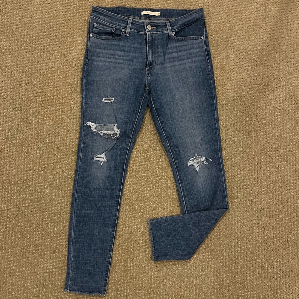 Levi Slim Fit Skinny Jeans